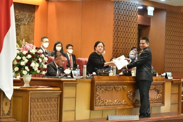 podiumnews.com-Fraksi PKS Beri Catatan RUU Provinsi Bali